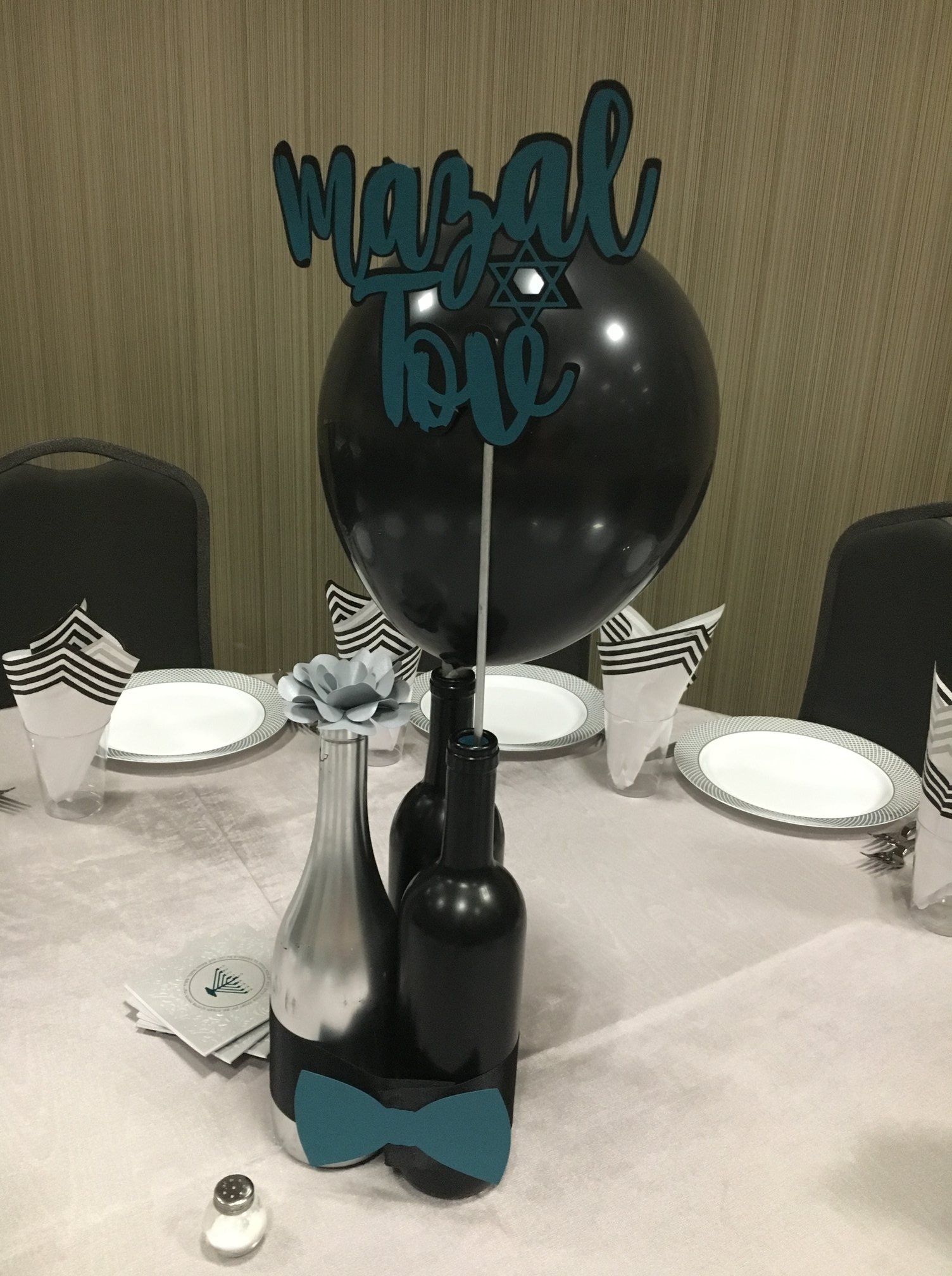 Wine Bottle Centerpieces with balloon 