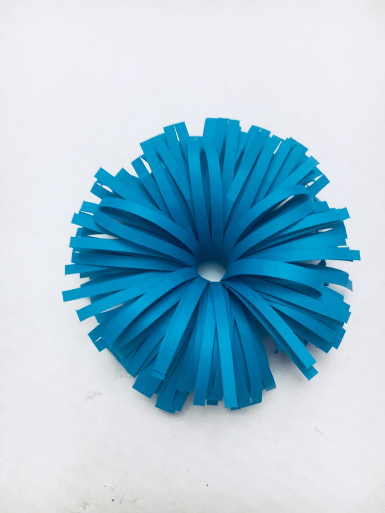 Paper Flower Centers blue